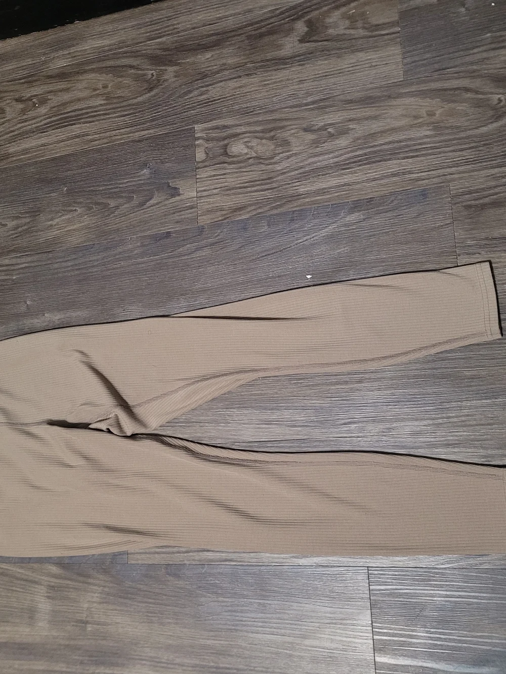 ALO Women Ribbed Leggings in Tan Size XXS